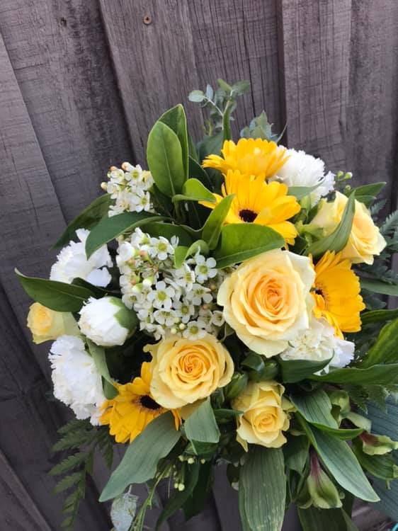 Petals N Stems | florist | Aug 5, St Albans Park VIC 3219, Australia | 0407870999 OR +61 407 870 999