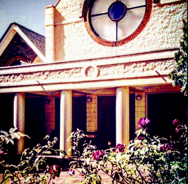 St Martins Anglican Church | church | 105 Todman Ave, Kensington NSW 2033, Australia | 0296631538 OR +61 2 9663 1538