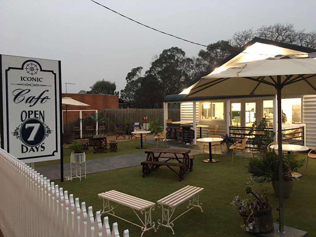 Iconic Cafe | 115-117 S Gippsland Hwy, Tooradin VIC 3980, Australia | Phone: (03) 5993 5960