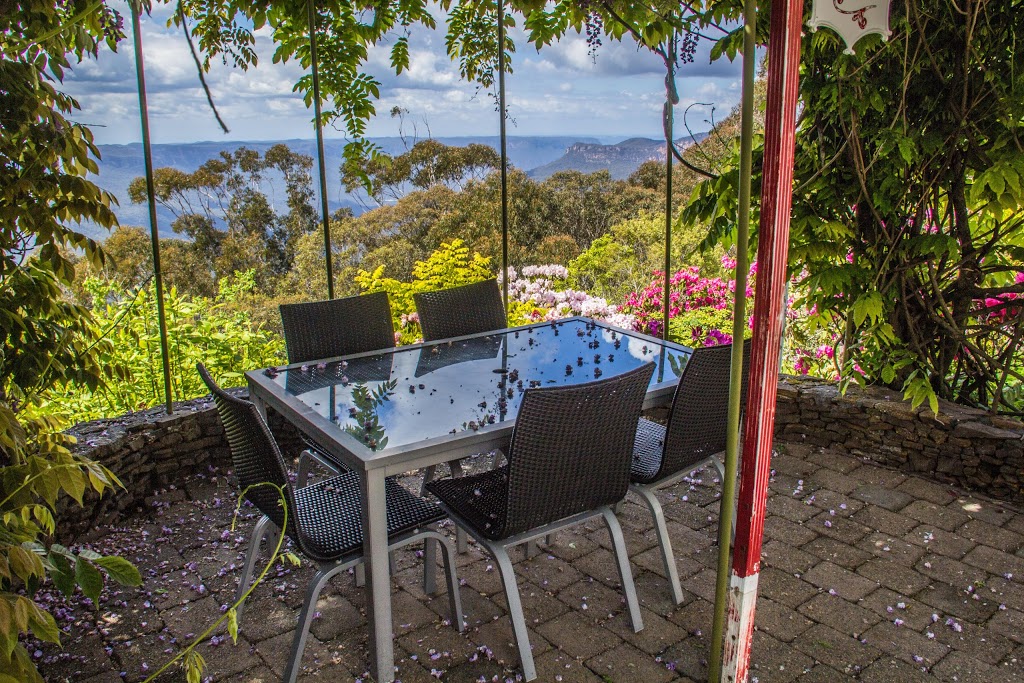 Dalias Blue Mountains Retreat - Accommodation Blue Mountains -  | 7 Cliff Dr, Katoomba NSW 2780, Australia | Phone: 0404 738 505