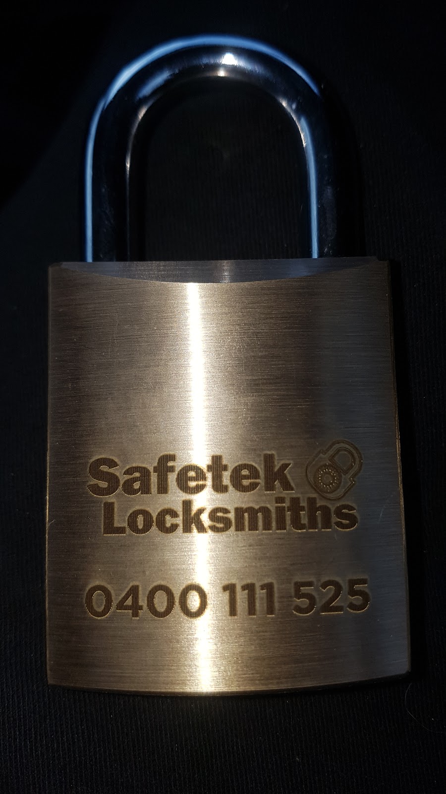 Locksmith Gladstone - Safetek Locksmiths | 47 Malpas St, Boyne Island QLD 4680, Australia | Phone: 0400 111 525