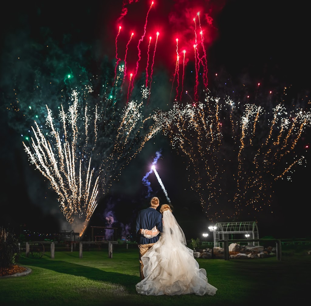 Sparkys Fireworks | 1220 Gore Hwy, Westbrook QLD 4350, Australia | Phone: 0404 810 136