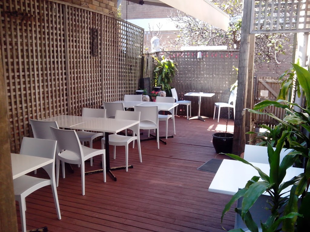 AOM JAI | 4 Pacific Parade, Dee Why NSW 2099, Australia | Phone: (02) 9972 4447