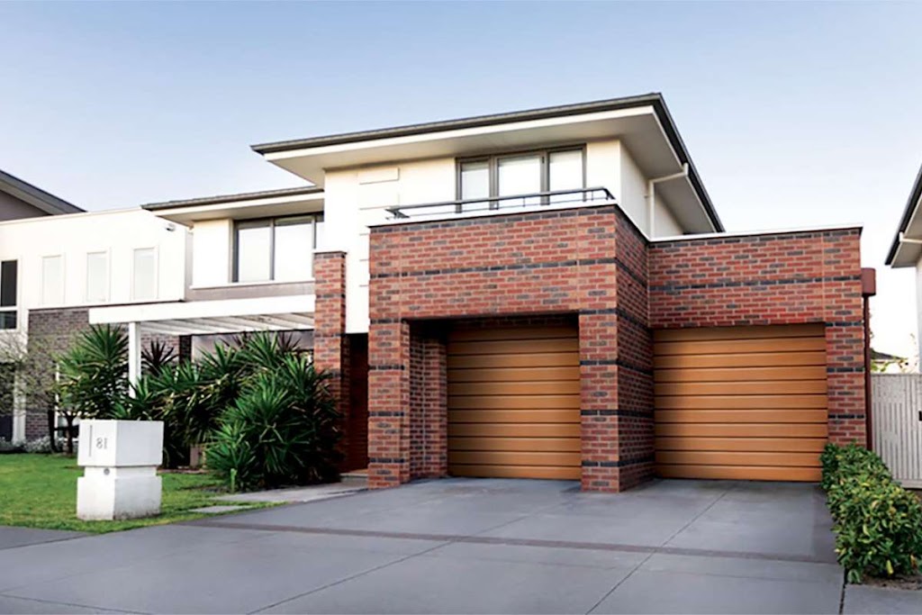 Bairnsdale & District Garage Doors | 7 Collins St, Bairnsdale VIC 3875, Australia | Phone: 0412 516 433