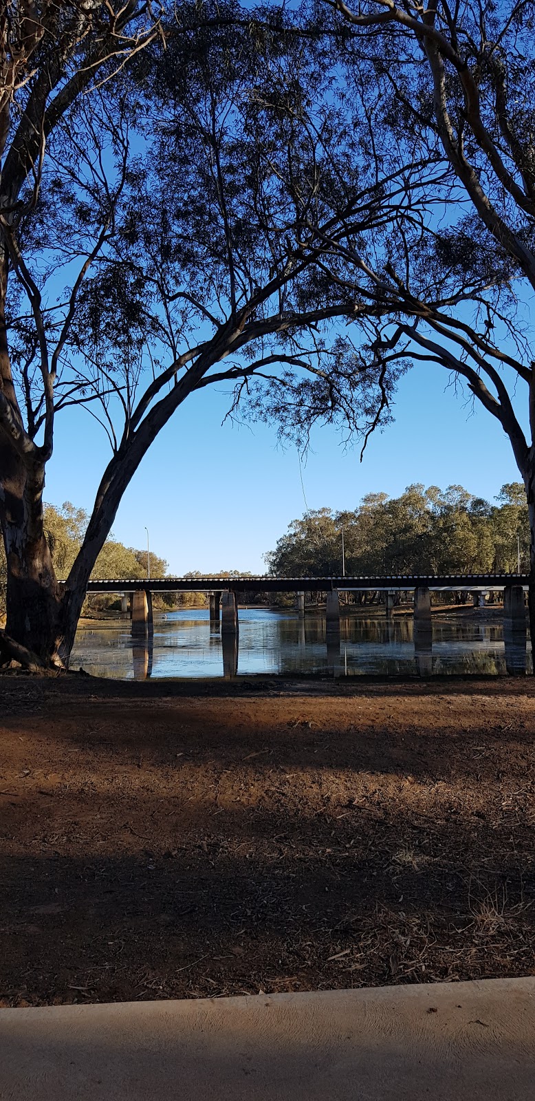 Nyngan Riverside Tourist Park | Broken Hill Road, Bogan Shire NSW 2825, Australia | Phone: (02) 6832 1729