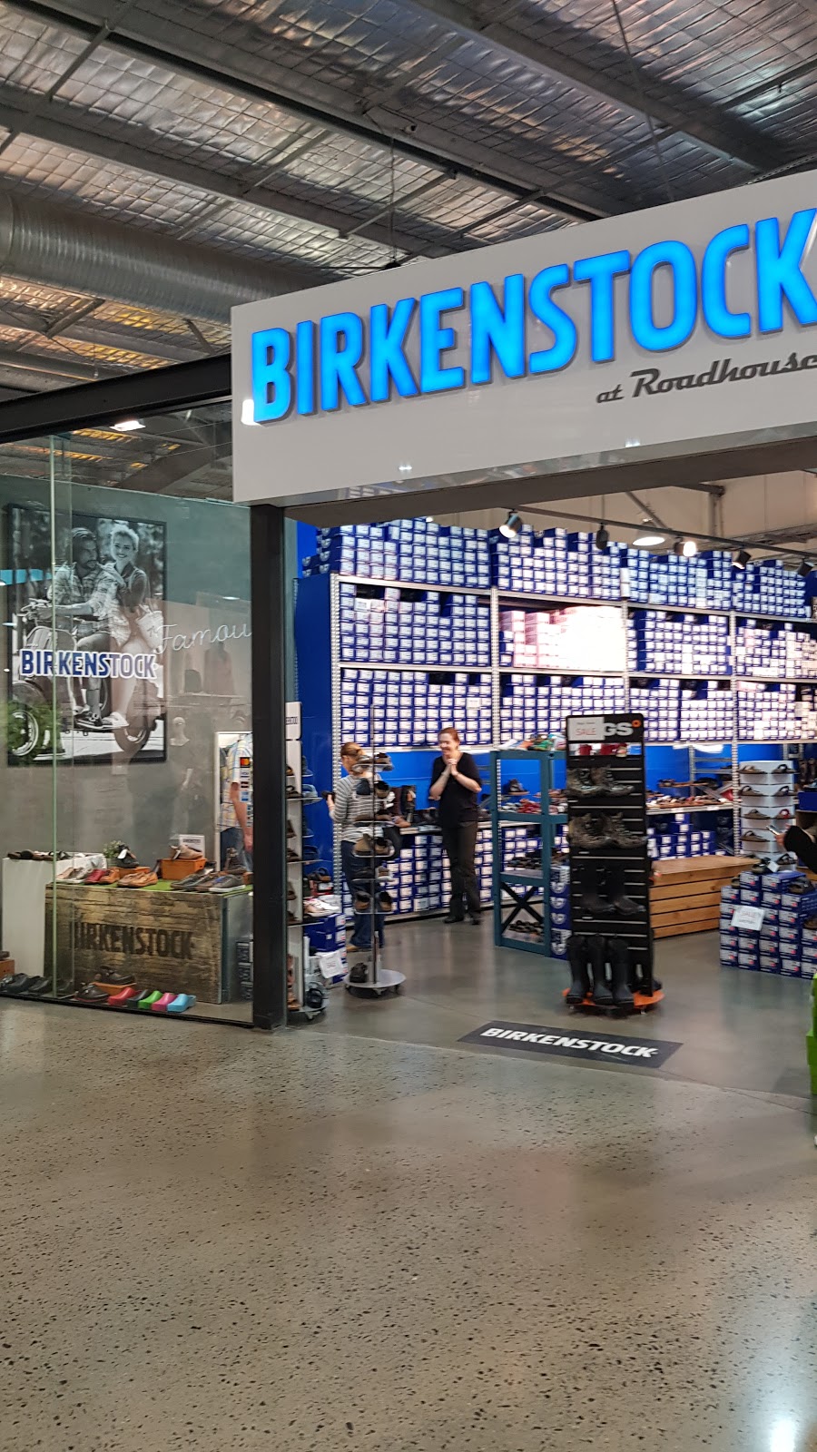 Birkenstock @ Roadhouse | shoe store | Shop 15/ DFO Essendon, 100 Bulla Rd, Essendon Fields VIC 3041, Australia | 0399377251 OR +61 3 9937 7251