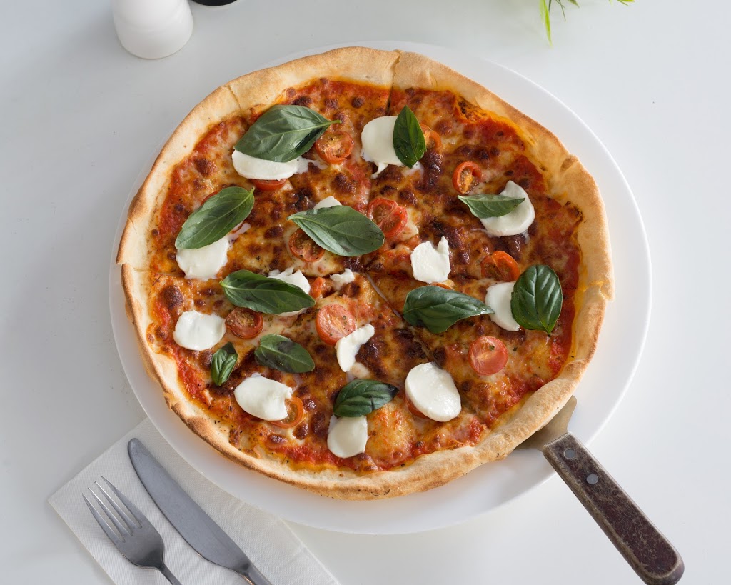The Taste Italian Grill | restaurant | 4 Hyde Parade, Campbelltown NSW 2560, Australia | 0246564994 OR +61 2 4656 4994
