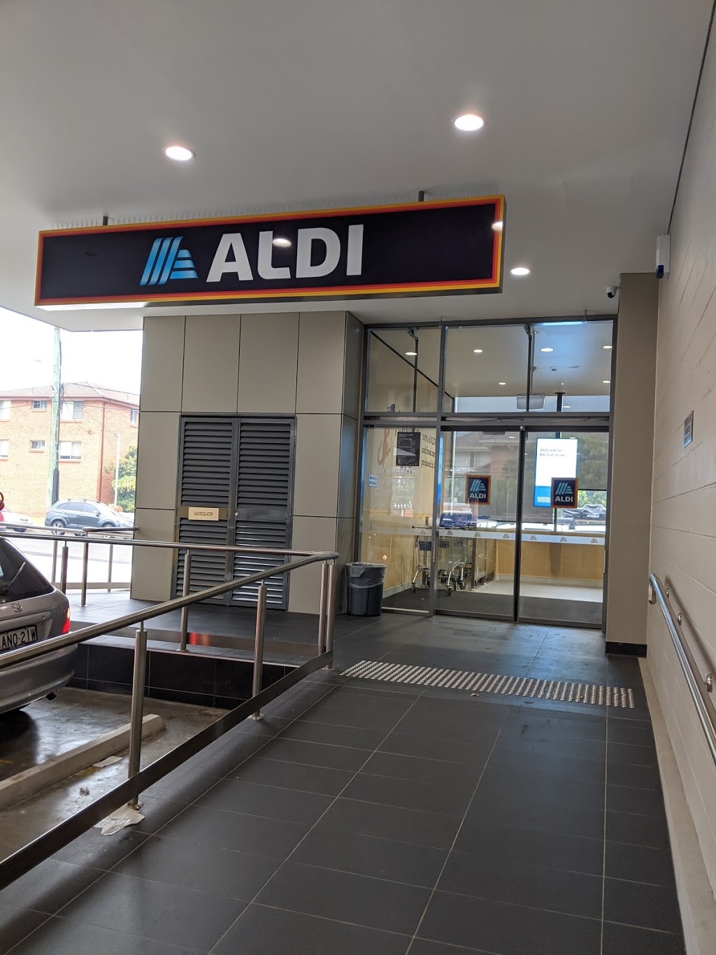 ALDI Corrimal | supermarket | 36-44 Underwood St, Corrimal NSW 2518, Australia