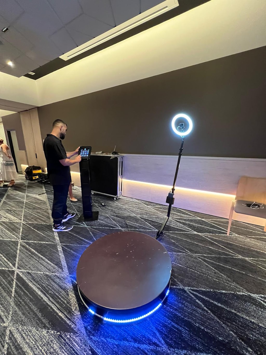 360PHOTOPOD - Photo Booth Hire Sydney | 49 Hughes Ave, Harrington Park NSW 2567, Australia | Phone: 0481 091 368