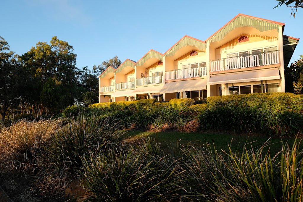 Tinaroo Lake Resort | lodging | 29 Palm St, Tinaroo QLD 4872, Australia | 0740958912 OR +61 7 4095 8912