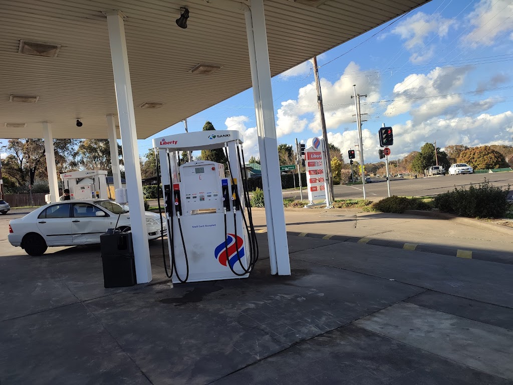 Liberty | gas station | 2/4 Marsh St, Armidale NSW 2350, Australia | 0267713411 OR +61 2 6771 3411
