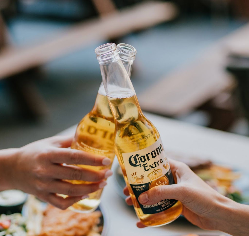 Elermore Bottler | Elermore Vale Shopping Centre, 145 Croudace Rd, Elermore Vale NSW 2287, Australia | Phone: (02) 4951 4587