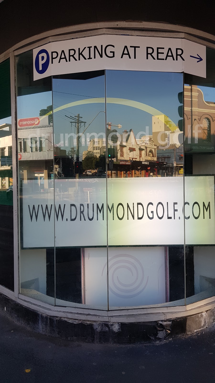 Drummond Golf Stanmore | 68 Parramatta Rd, Stanmore NSW 2048, Australia | Phone: (02) 9557 8822