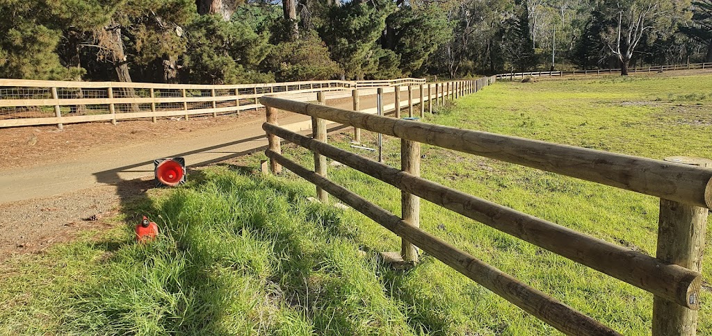 South East Rural Fencing | 471 Sugarloaf Rd, Carlton River TAS 7173, Australia | Phone: 0407 768 131