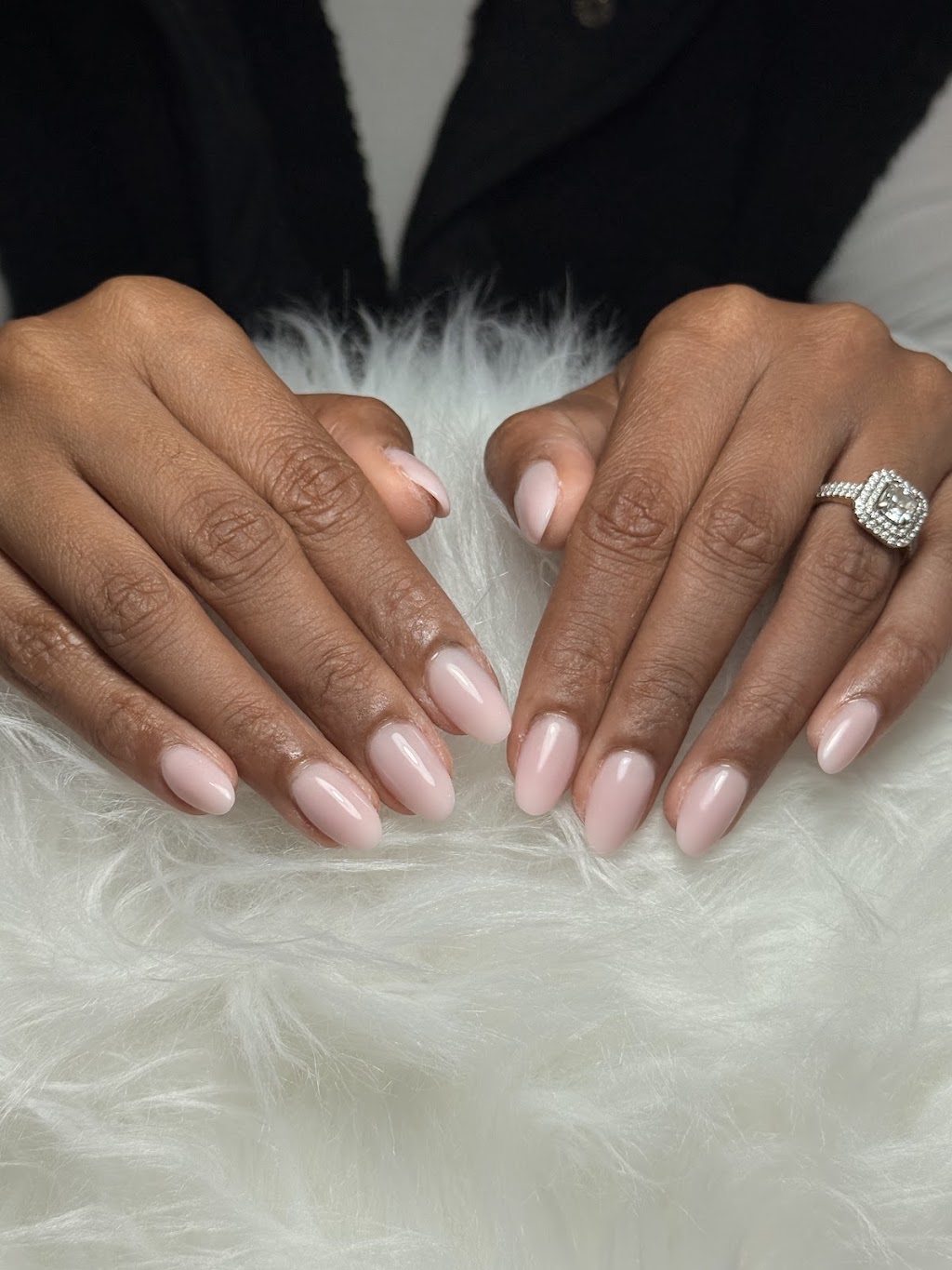 LT Nail Studio | 19 Promenade Cct, Rothwell QLD 4022, Australia | Phone: 0449 824 714