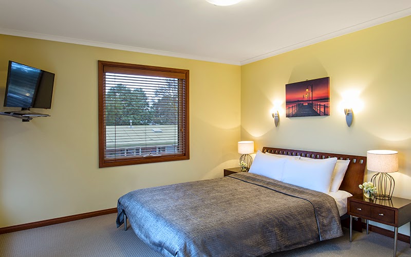 Best Western Colonial Village Motel | lodging | 31 Mortlake Rd, Warrnambool VIC 3280, Australia | 0355621455 OR +61 3 5562 1455