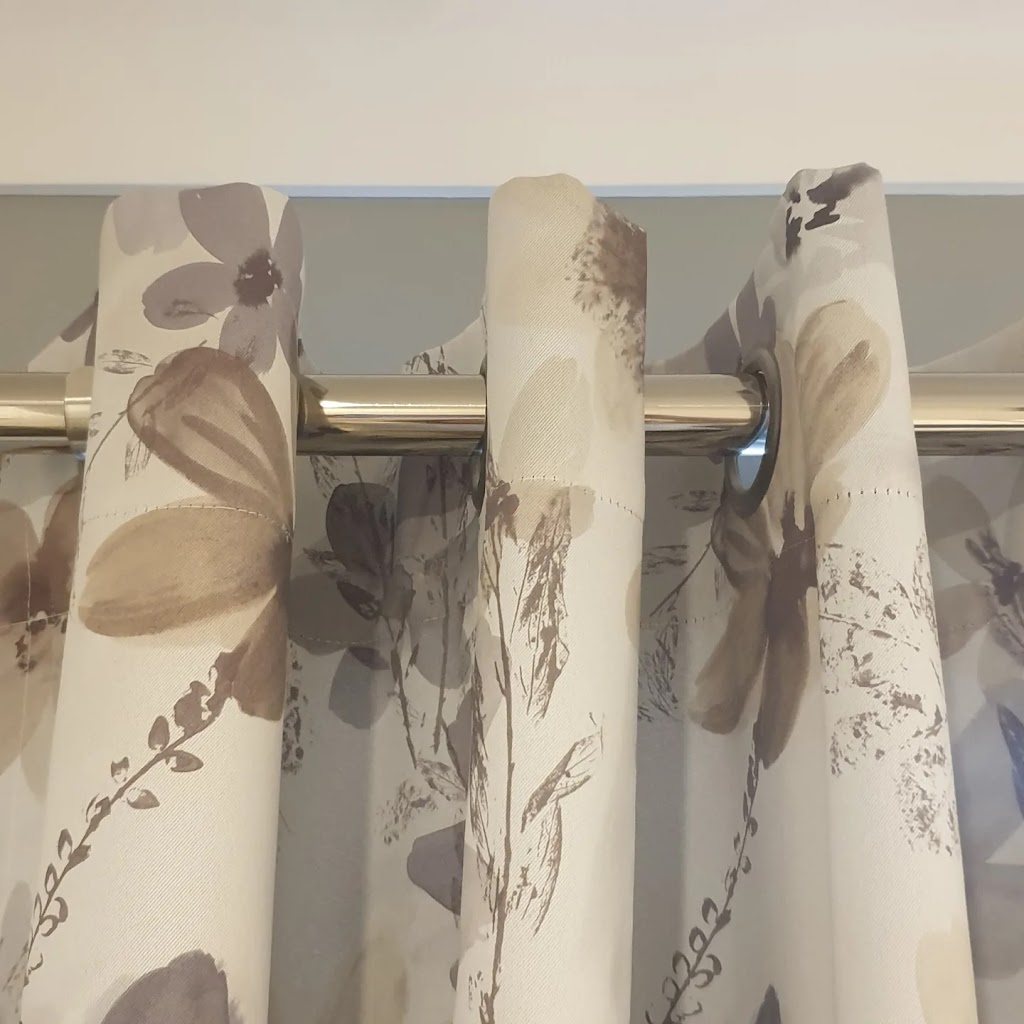 Curtains4u | 4 Preston Cl, Albany Creek QLD 4035, Australia | Phone: 0434 721 717