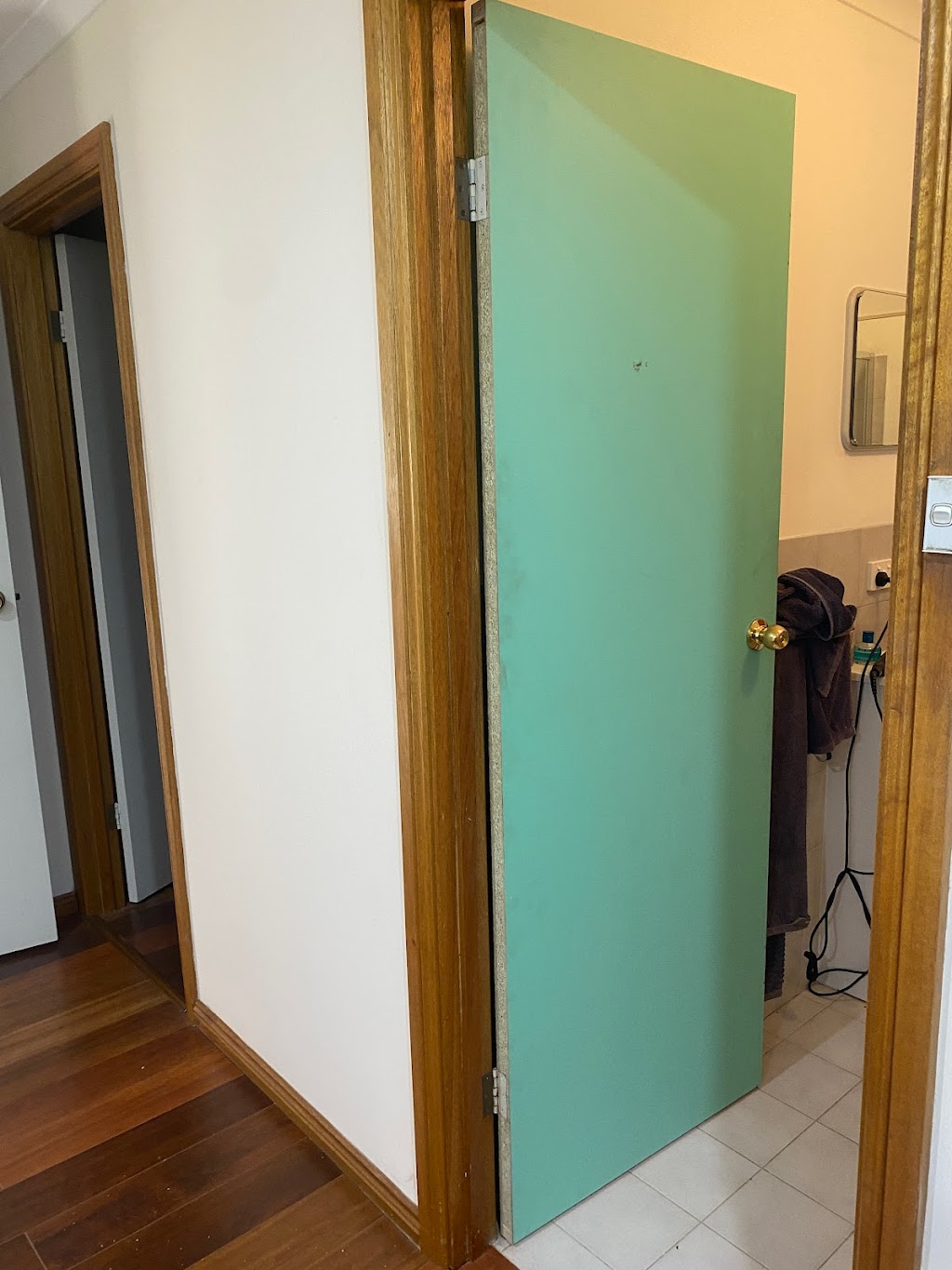 Adelaide Replacement Doors | Ridgway Dr, Flagstaff Hill SA 5159, Australia | Phone: 0433 071 780