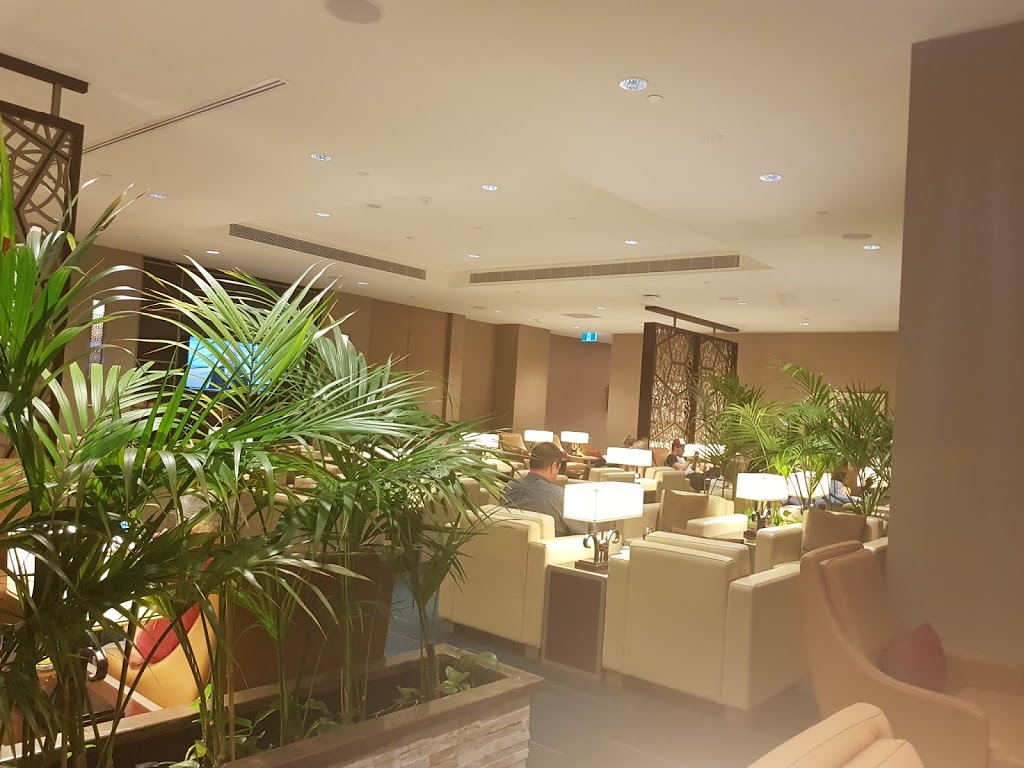 Emirates Lounge - Perth Airport | Level 1 Perth International Airport, Horrie Miller Dr, Perth Airport WA 6105, Australia | Phone: 1300 303 777