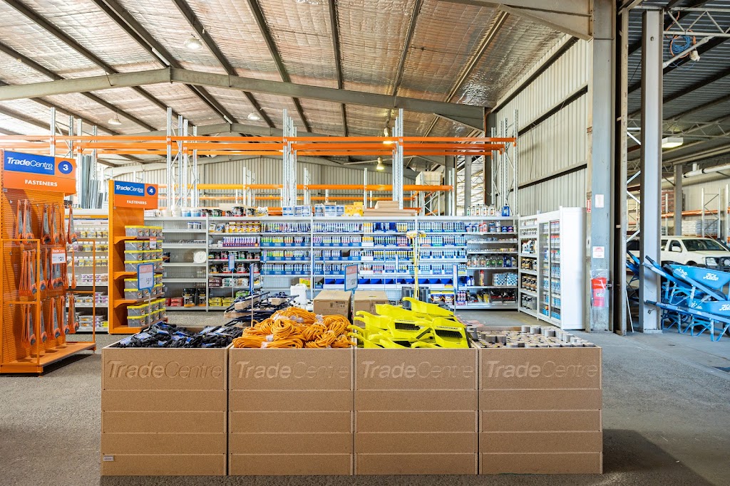 Petries Mitre 10 Trade Centre | 62 Fitzroy St, Dubbo NSW 2830, Australia | Phone: (02) 5832 5900