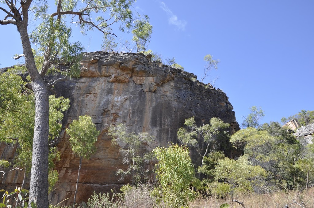 Quinkan and Regional Cultural Centre | tourist attraction | 2 Peninsula Developmental Rd, Laura QLD 4892, Australia | 0740603457 OR +61 7 4060 3457