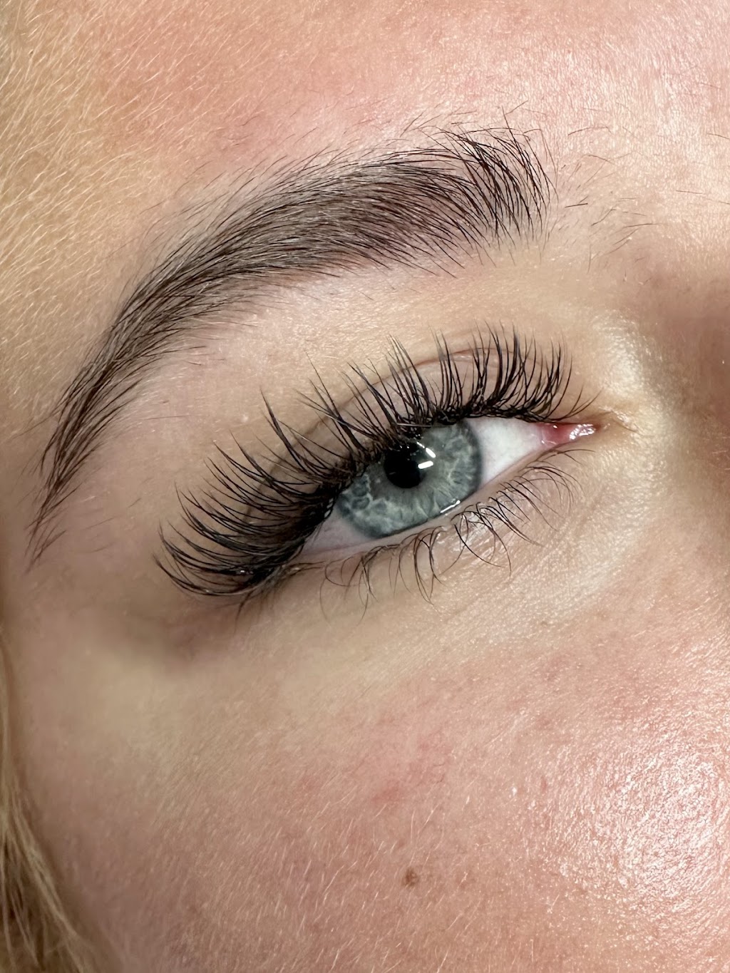 Beauty Moments - Lash Extensions & Lifts | 47 Serengeti Cct, Silverdale NSW 2752, Australia | Phone: 0413 477 866