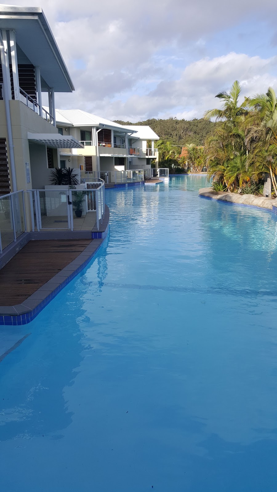 Oaks Pacific Blue Resort | 265 Sandy Point Rd, Salamander Bay NSW 2317, Australia | Phone: 1300 669 978