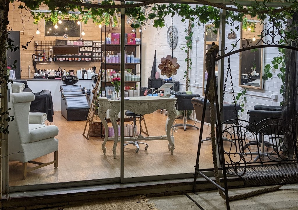 The Hair Project Kenmore | 4/26 Kingussie St, Kenmore QLD 4069, Australia | Phone: 0417 837 683