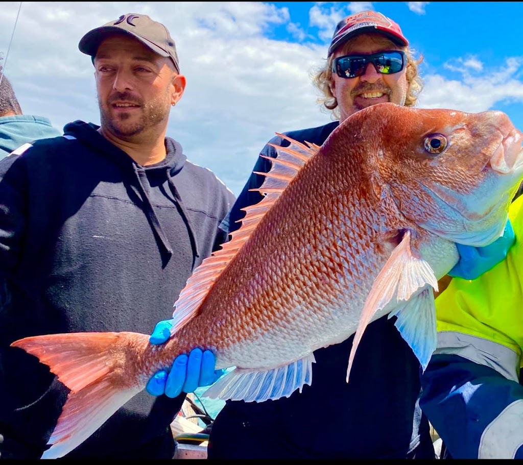 Pro Red Fishing Charter | 21 Skinner St, Hastings VIC 3915, Australia | Phone: 0421 442 775