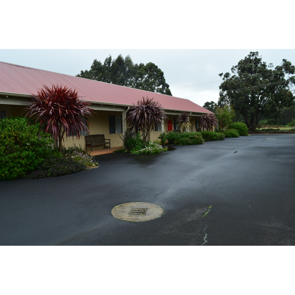 Northcliffe Hotel & Motor Inn | lodging | 7 Wheatley Coast Rd, Northcliffe WA 6262, Australia | 0897767089 OR +61 8 9776 7089