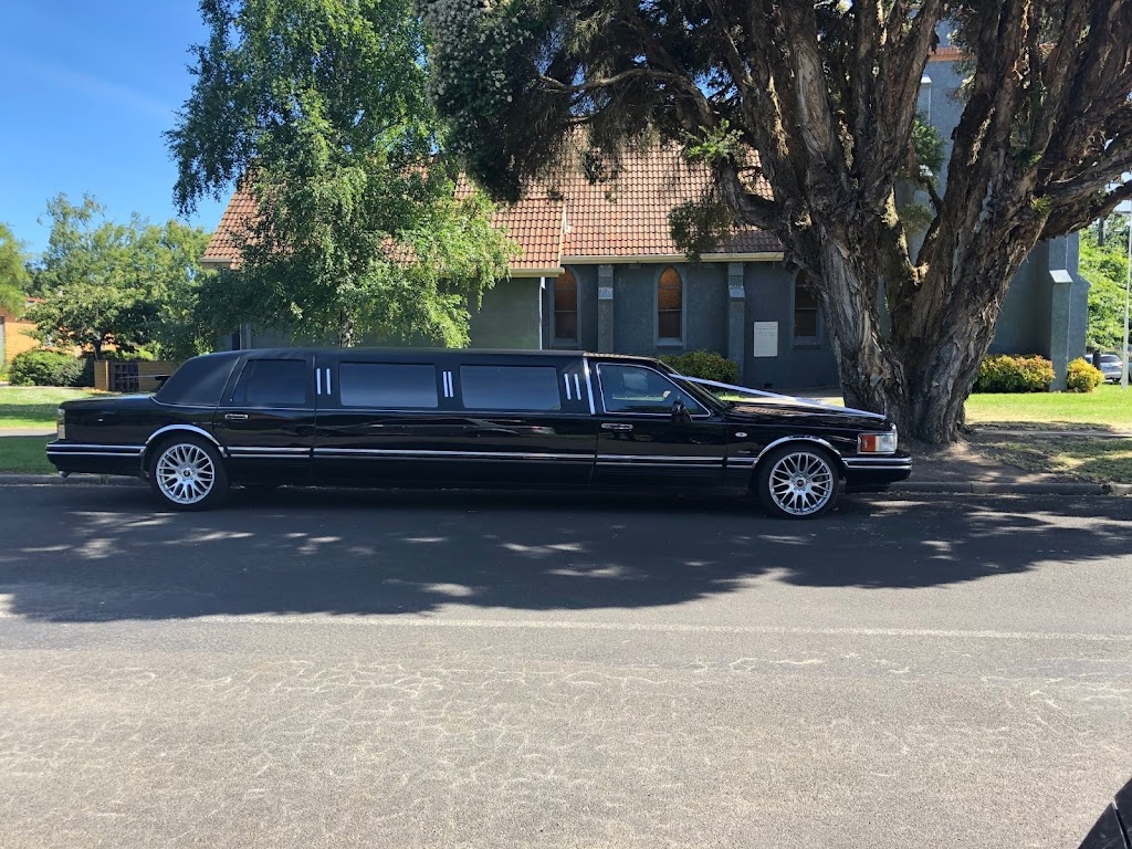 Limousine King | 73 Darling Way, Narre Warren VIC 3805, Australia | Phone: 0401 266 035