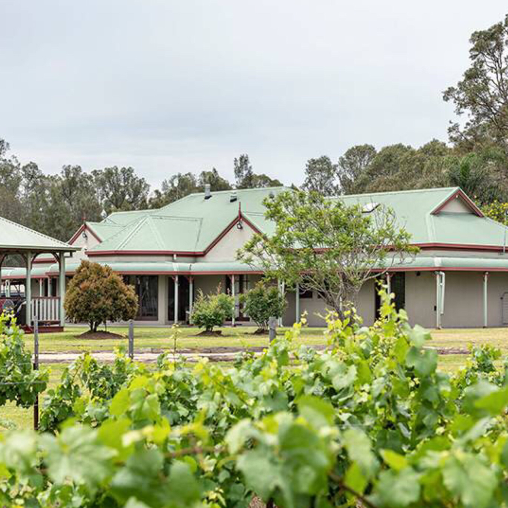 Lovedale House | lodging | 471 Lovedale Rd, Lovedale NSW 2325, Australia | 0475801430 OR +61 475 801 430