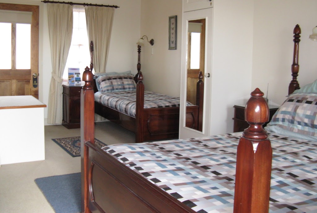 Meredith House | lodging | 15 Noyes St, Swansea TAS 7190, Australia | 0362578119 OR +61 3 6257 8119