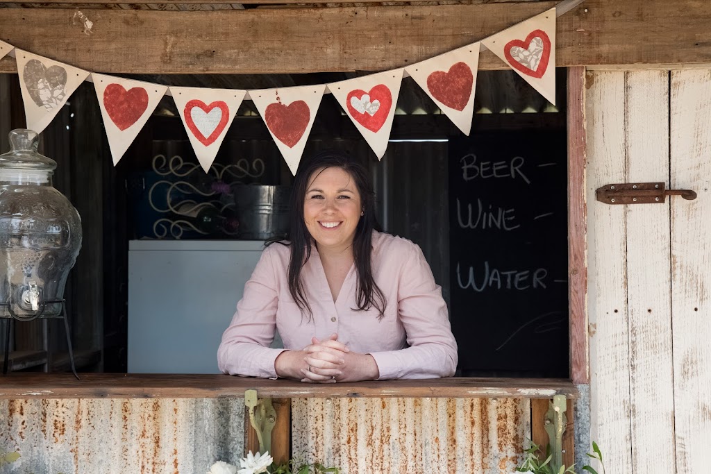 Amore by Kristin - Marriage Celebrant Goulburn Valley | Katandra West VIC 3634, Australia | Phone: 0417 305 533