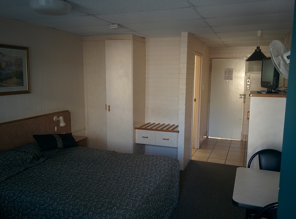 Peppercorn Motel | lodging | 51-53 Capricorn St, Clermont QLD 4721, Australia | 0749831033 OR +61 7 4983 1033