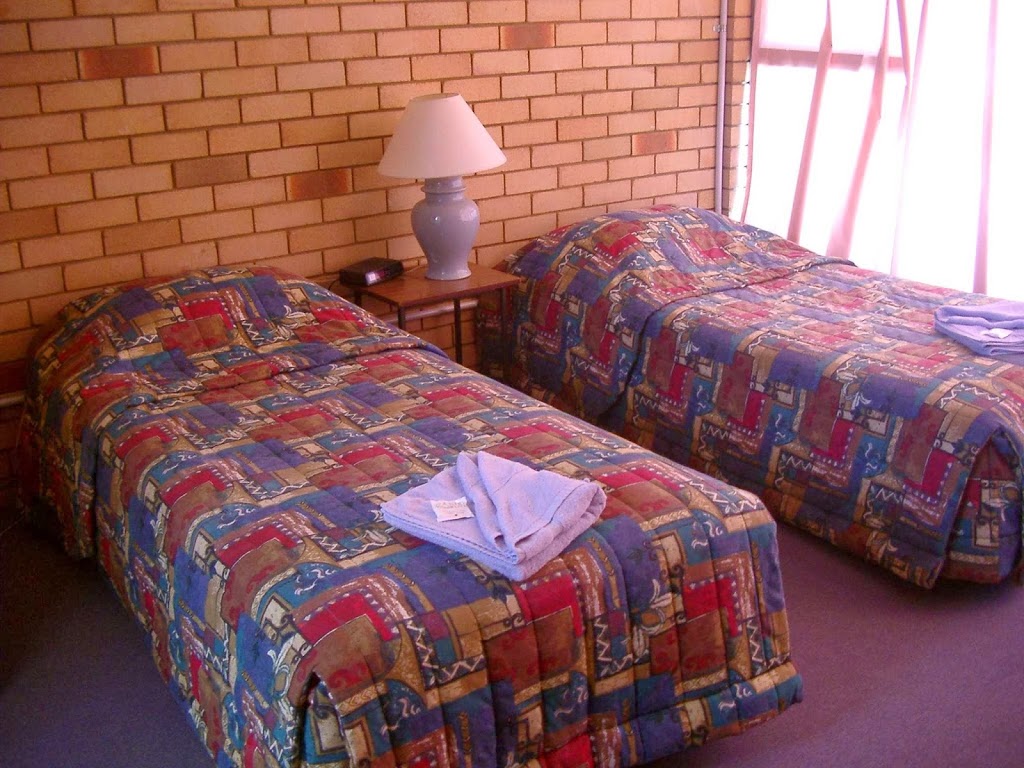 Barraba Motel | lodging | 17 Edward St, Barraba NSW 2347, Australia | 0267821555 OR +61 2 6782 1555