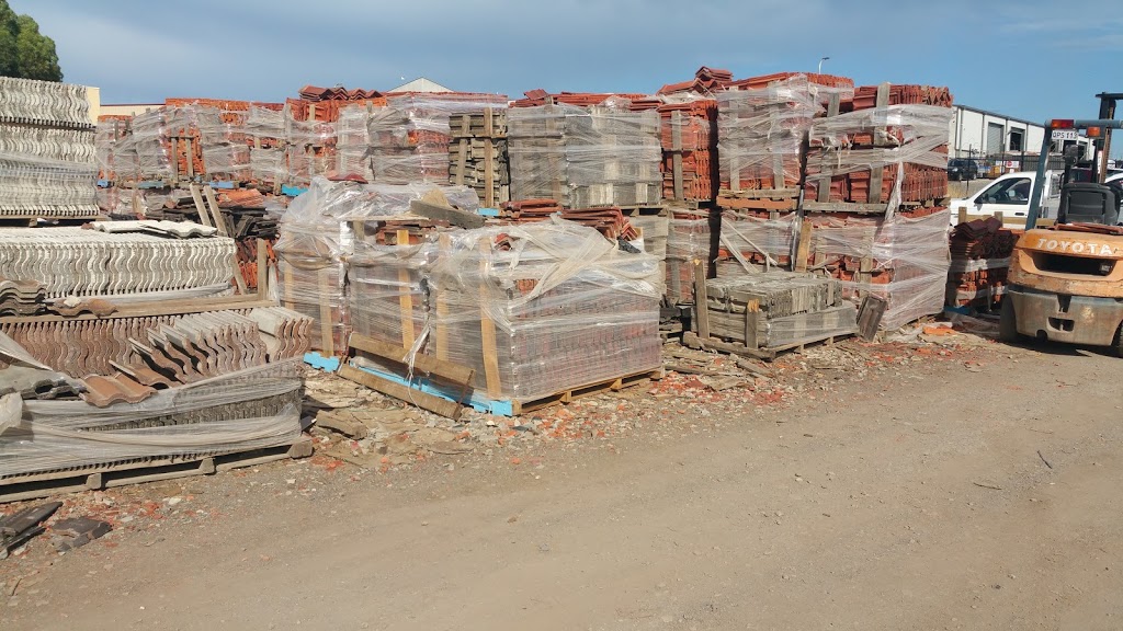 Adelaide Roof Tile Recyclers | store | 10 Trizolpic Ct, Lonsdale SA 5160, Australia | 0883870710 OR +61 8 8387 0710