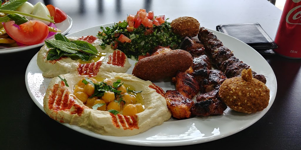 La Rouche Lebanese Restaurant | restaurant | 174B Excelsior St, Guildford NSW 2161, Australia | 0296323677 OR +61 2 9632 3677