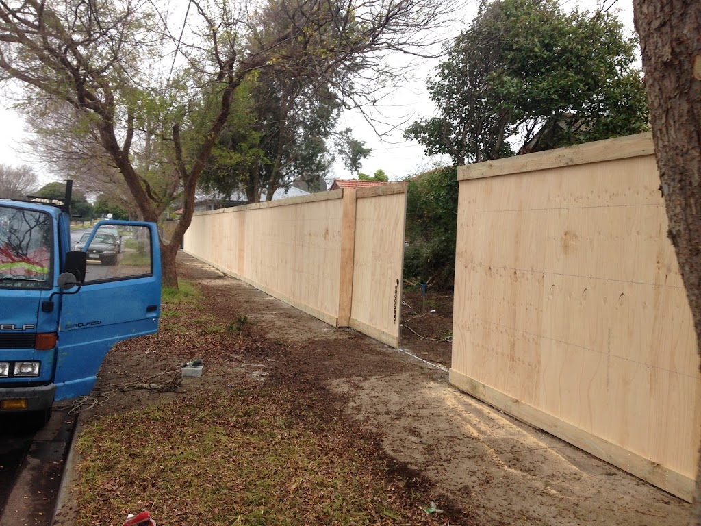 Paine Group Timber Fencing & Retaining Walls | 15 Meryl St, Doncaster East VIC 3109, Australia | Phone: 0407 849 300