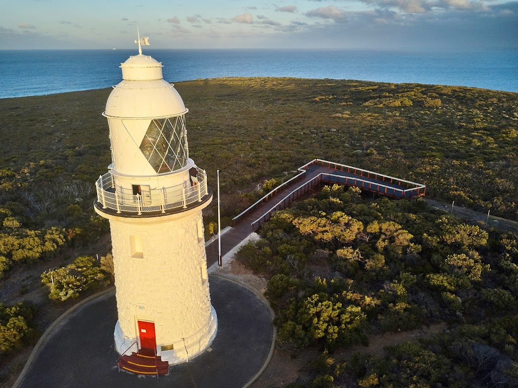 Cape Naturaliste Lighthouse | tourist attraction | Leeuwin-Naturaliste National Park, 1267 Cape Naturaliste Rd, Naturaliste WA 6281, Australia | 0897577411 OR +61 8 9757 7411