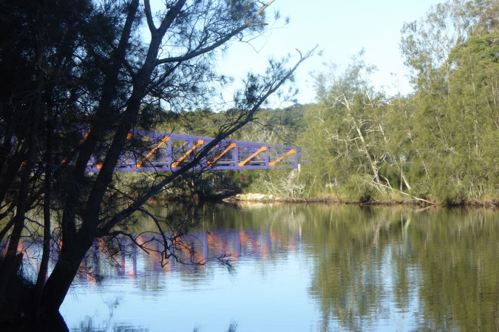 Middle Creek Reserve | park | Wakehurst Pkwy, Cromer NSW 2099, Australia | 0299422550 OR +61 2 9942 2550