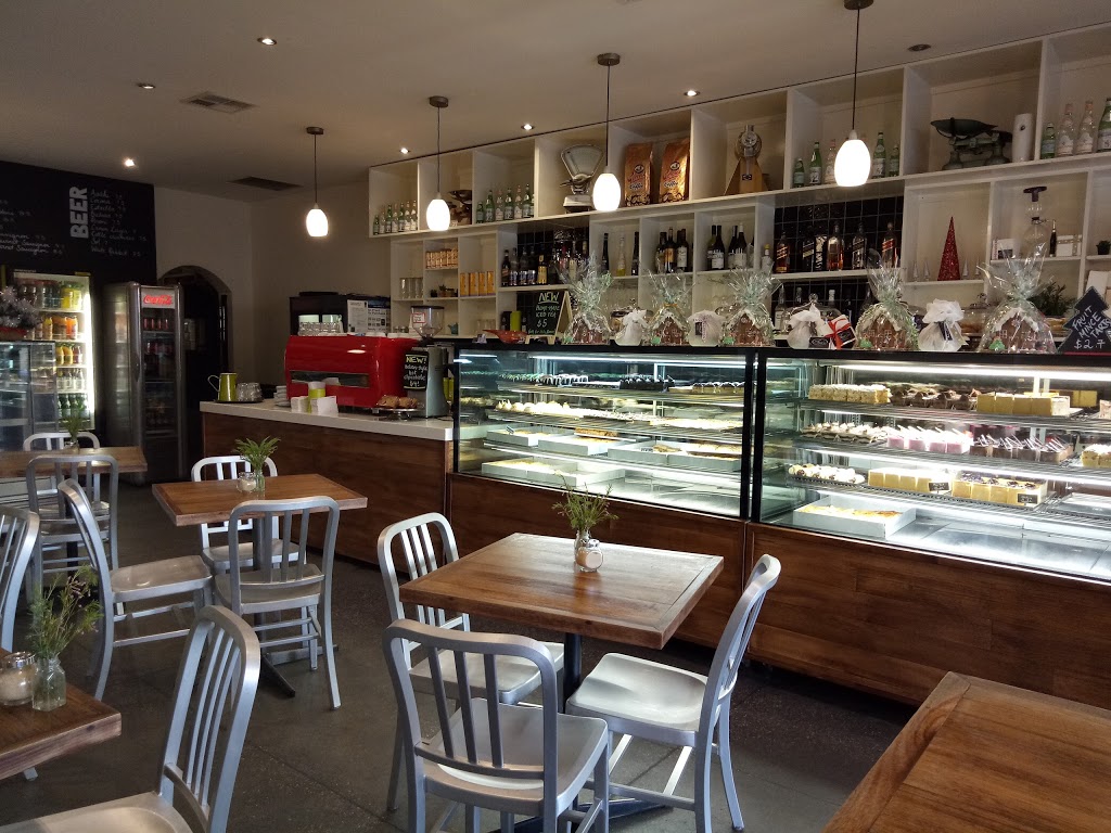 Tasos Cake House | 695 High St, Thornbury VIC 3071, Australia | Phone: (03) 9480 6222