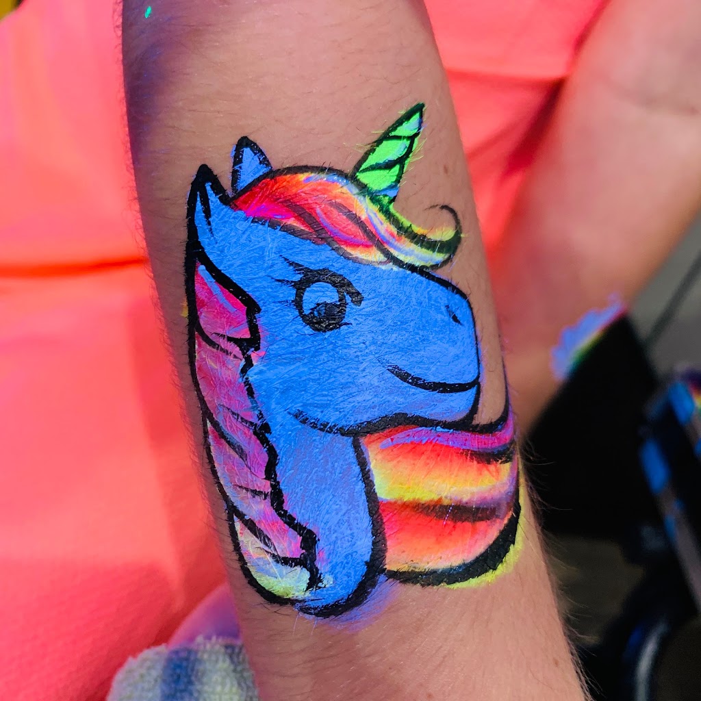 Sunshine Coast Face Painting by Bryony | 26 Wharf Rd, Bli Bli QLD 4560, Australia | Phone: 0439 724 345