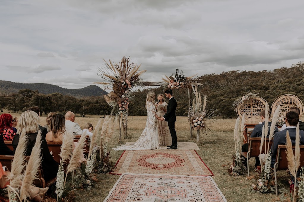 Love Story Ceremonies | Unit 1/19 Minnie St, Southport QLD 4215, Australia | Phone: 0404 077 068