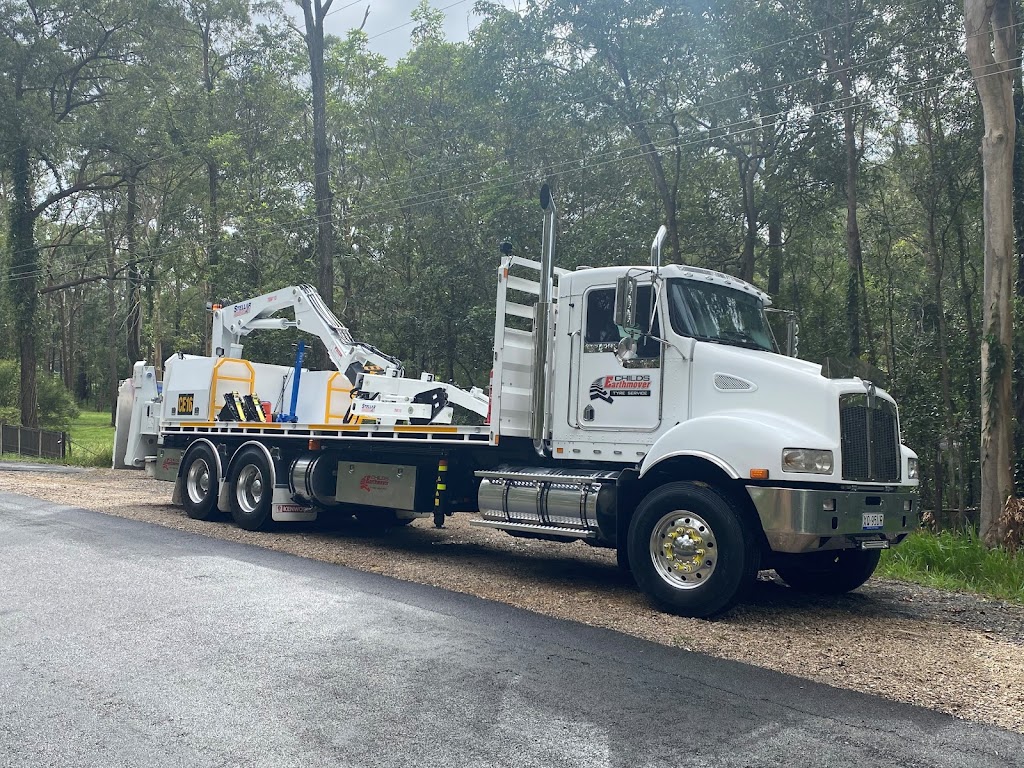 Childs Earthmover Tyre Service | 73 Macaulay Rd, Emerald QLD 4720, Australia | Phone: 0414 796 189