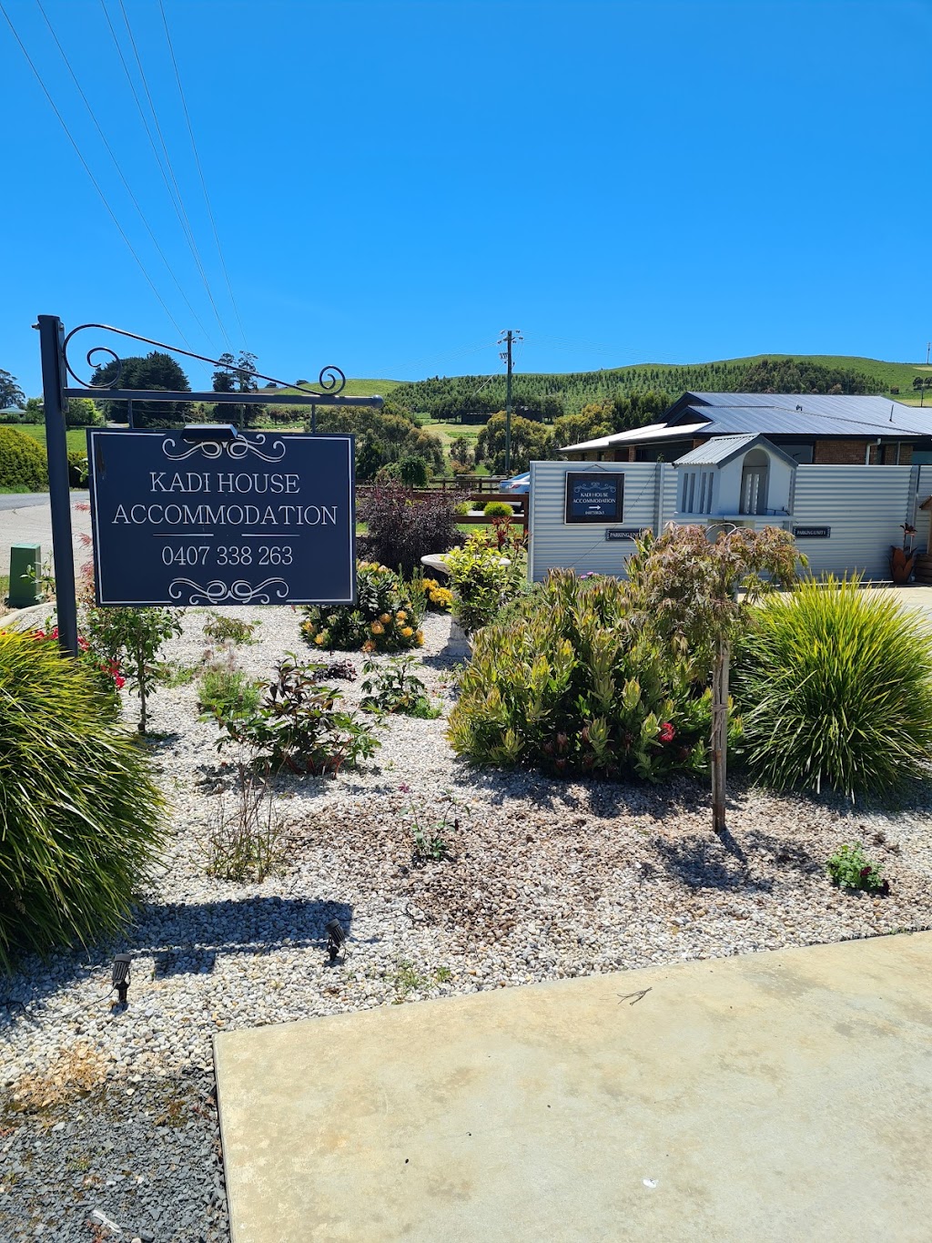 Kadi House Accommodation | 24 Table Cape Rd, Wynyard TAS 7325, Australia | Phone: 0407 338 263