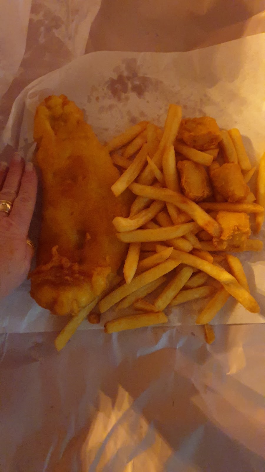 The Village Store Calliope - Fish n Chips | meal takeaway | Dawson Hwy, Calliope QLD 4680, Australia | 0439962608 OR +61 439 962 608