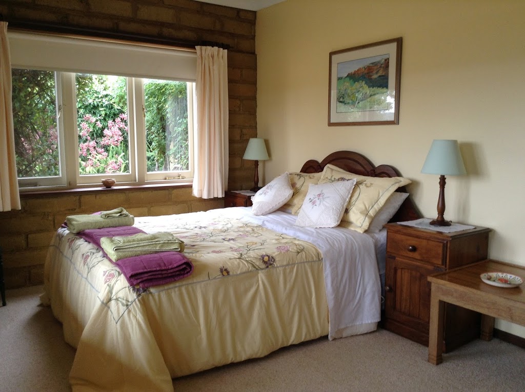 Charnigup Farm Bed and Breakfast | lodging | 86 Mawson Rd, Napier WA 6330, Australia | 0898443441 OR +61 8 9844 3441