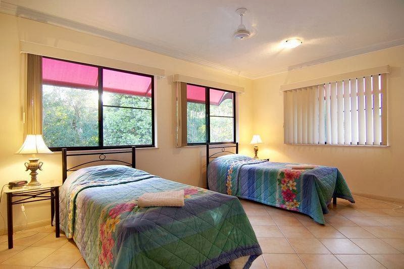 Mediterranean Beachfront Apartments | 77 Sims Esplanade, Cairns City QLD 4878, Australia | Phone: (07) 4055 8855