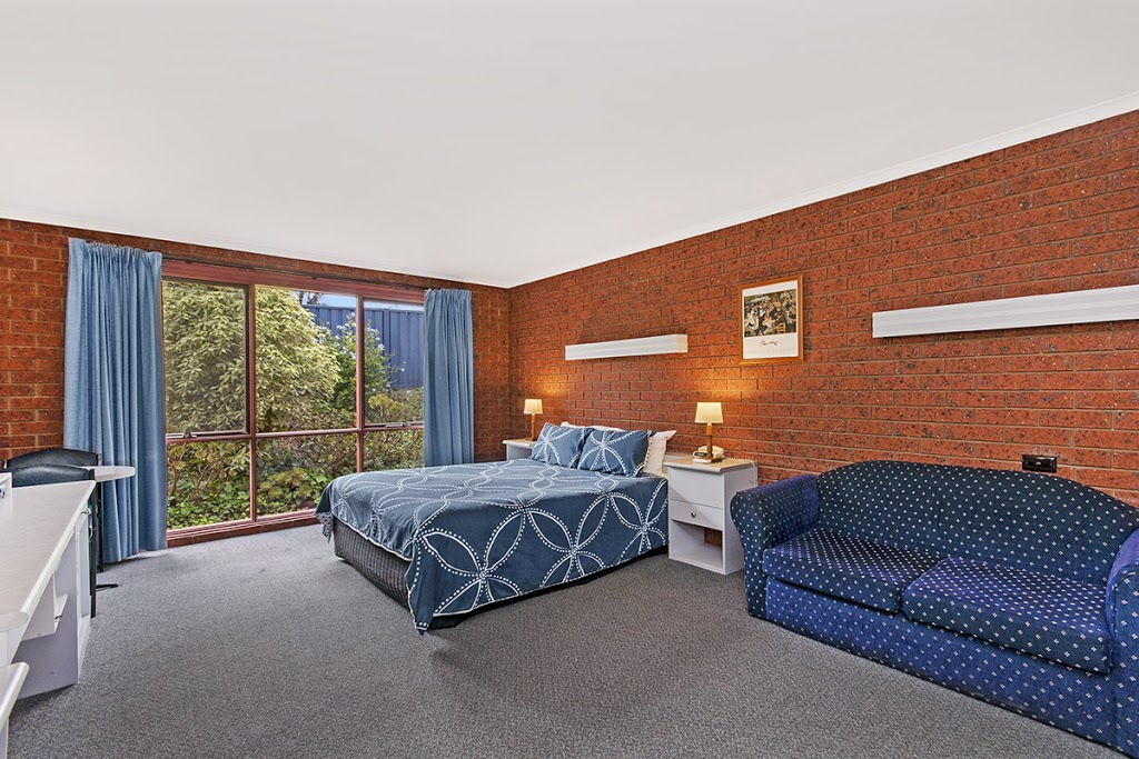 Whalers Rest Motor Inn | lodging | 714 Henty Hwy, Portland North VIC 3305, Australia | 0355234077 OR +61 3 5523 4077